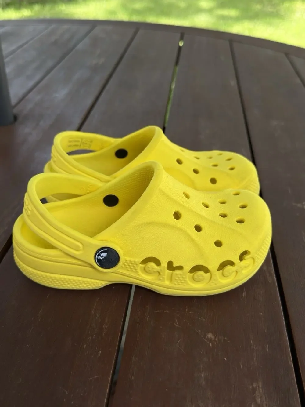 Crocs Classic Clog Yellow Kids Unisex Size C10 Slip-On Comfort Casual Sandals